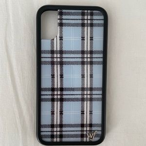 💙☁️WILDFLOWER BLUE PLAID CASE💙☁️